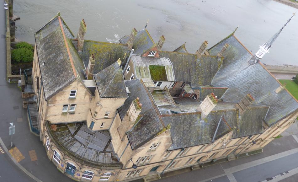 Bridge Chambers roof and recently repaired spire