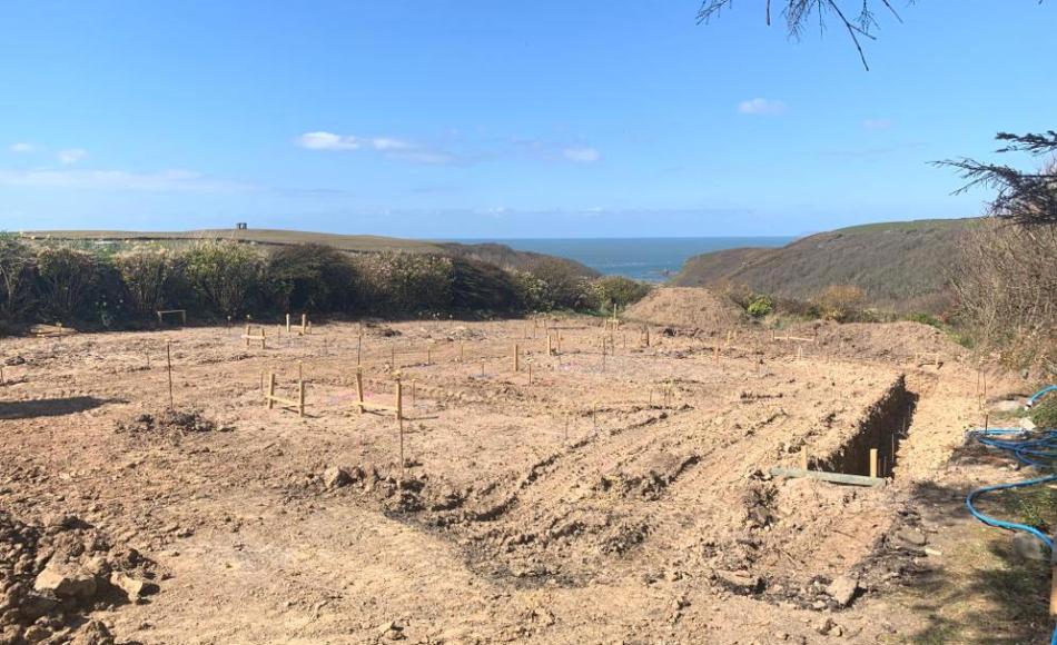 Setting out and excavation for new foundations and subwalls