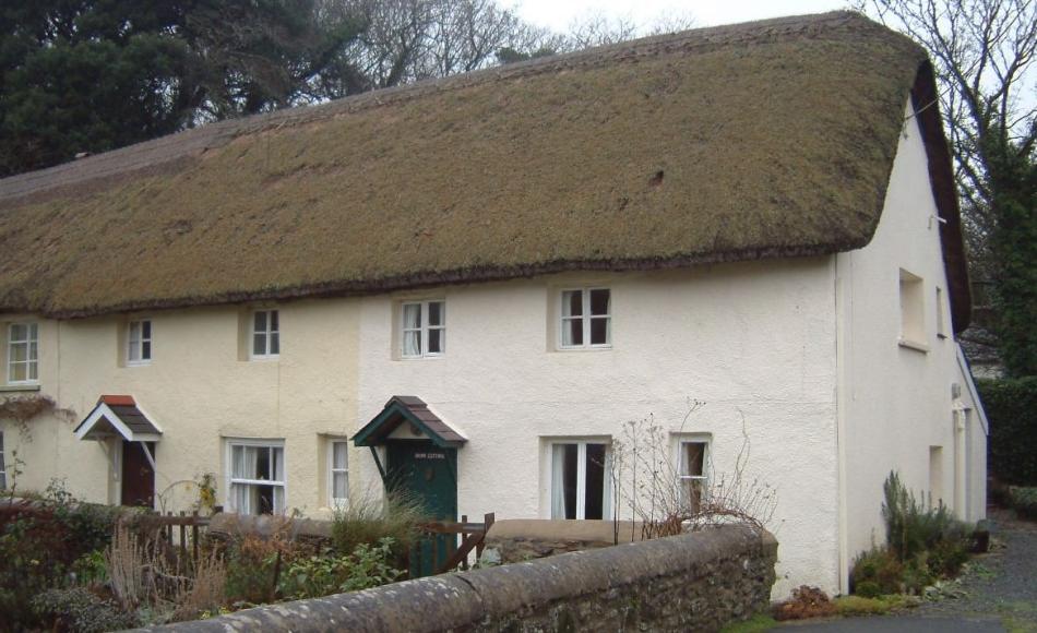 Skirr and Clare cottages