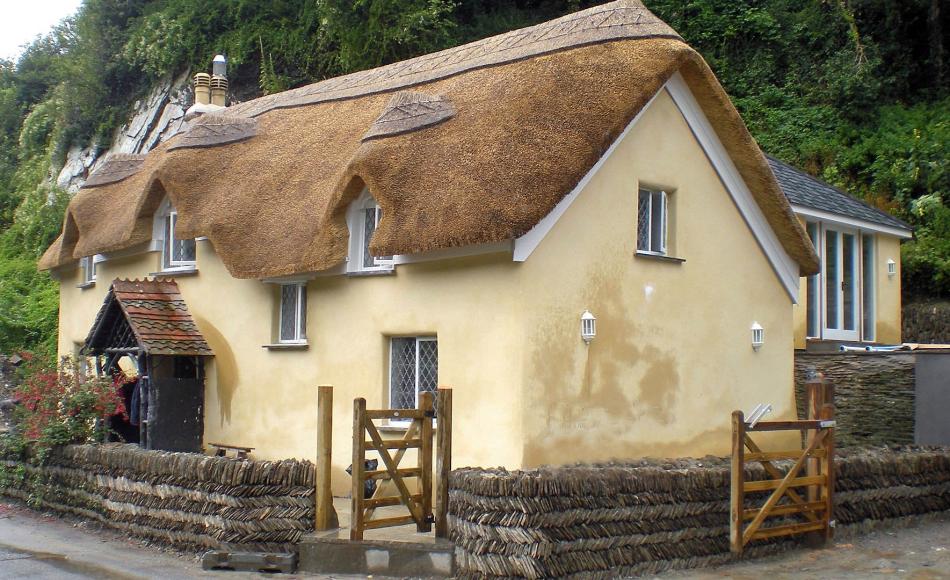 Newly thatched roof in the local tradition