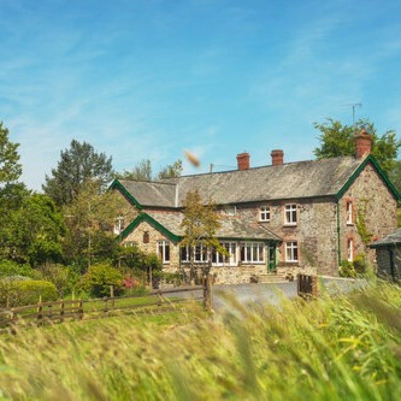 Refurbishment of Victorian shooting lodge