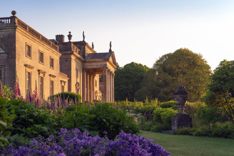 1586647 National Trust Images Betsy Ogilvie Custom 1