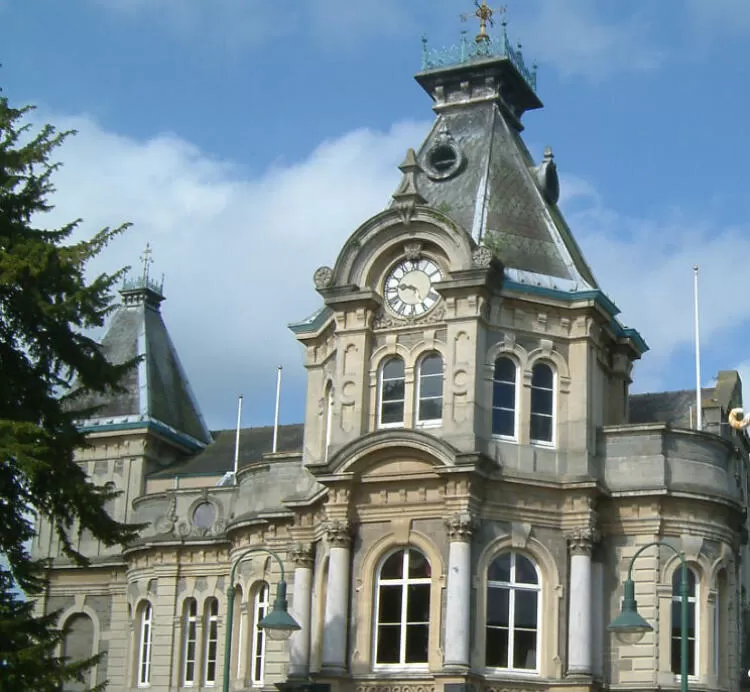 Tiverton cropped for prac prof