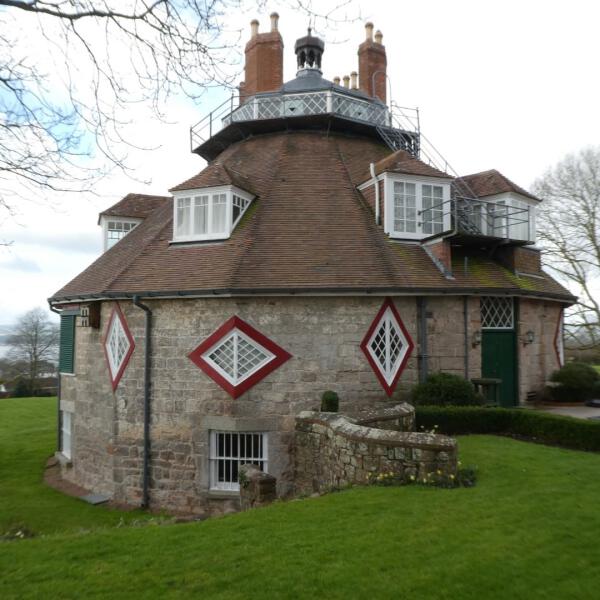 Grade I listed building renovation a la ronde Copy