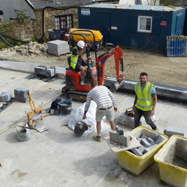 Woolsery welcomes Michael and Xochi B Square crop