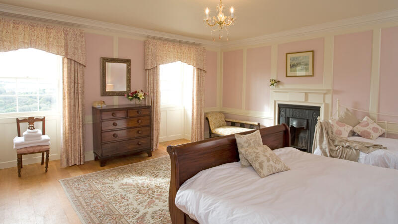 Berry Hse Bed 2 Hr