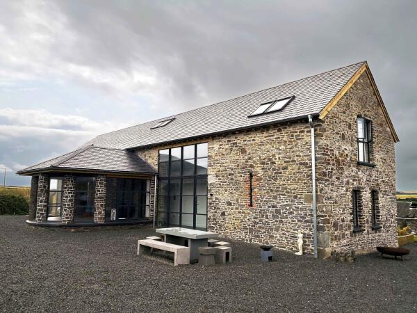 429 Threshing barn conversion architects exterior view