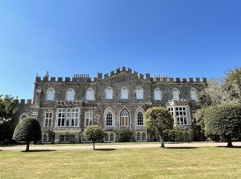 623 Grade I listed house exterior