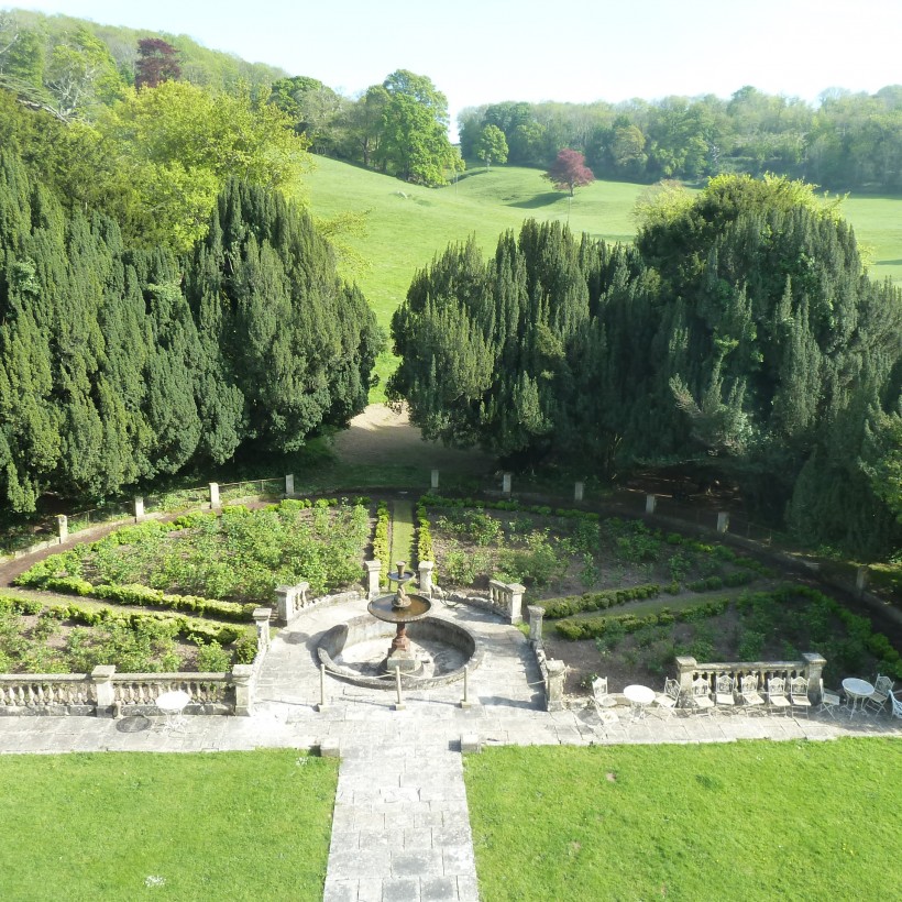 Recording historic features at Lupton's rare Italianate garden