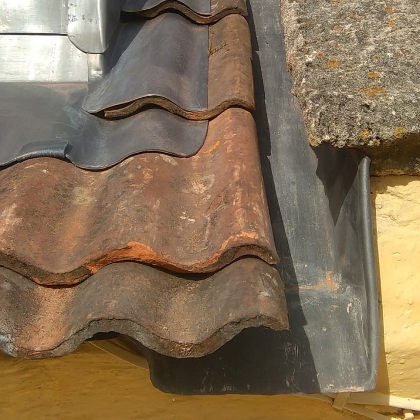 Conservation works to Manor barn roof completed